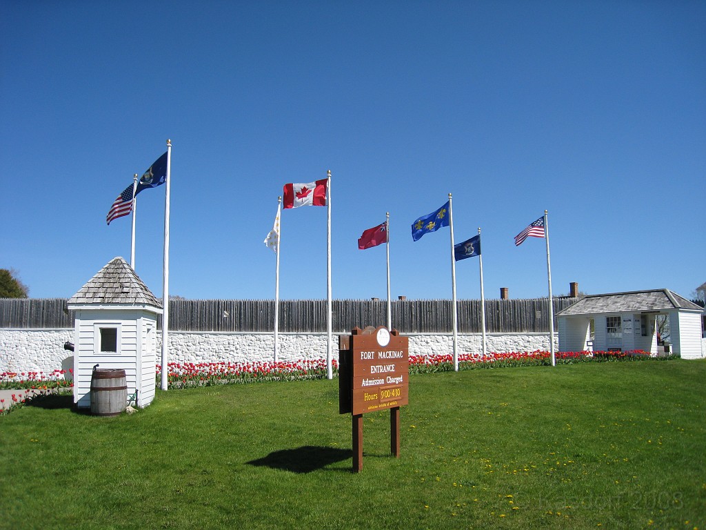 Mackinaw Island Area May 2008 0781.jpg - May 24 2008 a trip to Mackinac City for a 5 M race and a visit to Mackinac Island. A day to the UP, Paradise, Whitefish Point and Tahquamen Falls. This was followed by trips to Petoskey and Charlevoix.